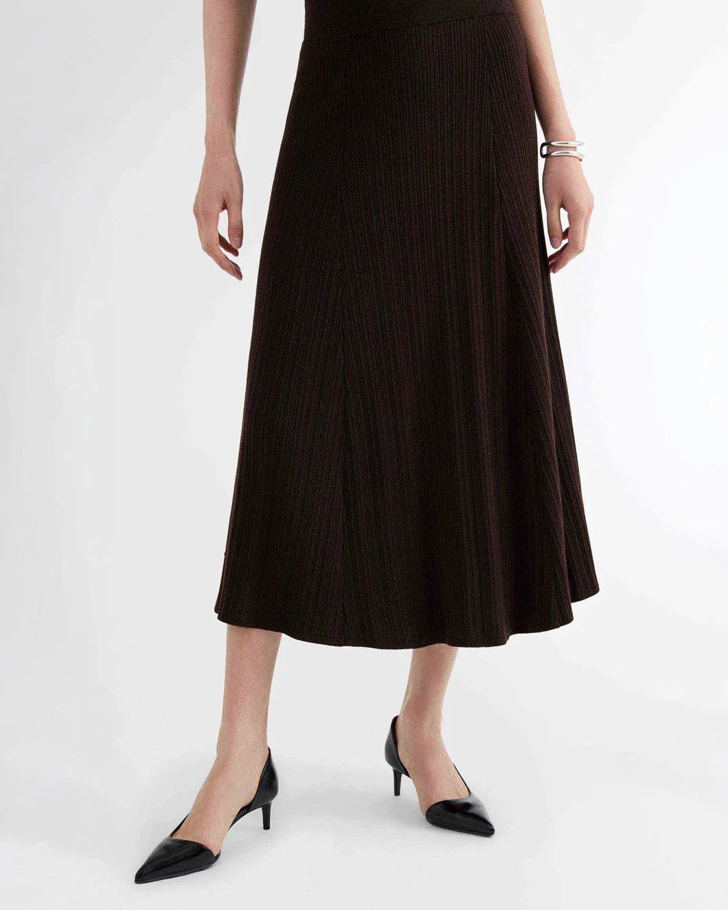 ARGENT rib skirt chocolate on figure front detail
