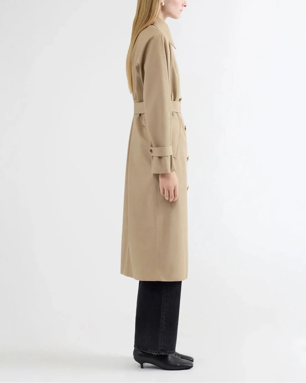 ARGNT trench coat khaki on figure side