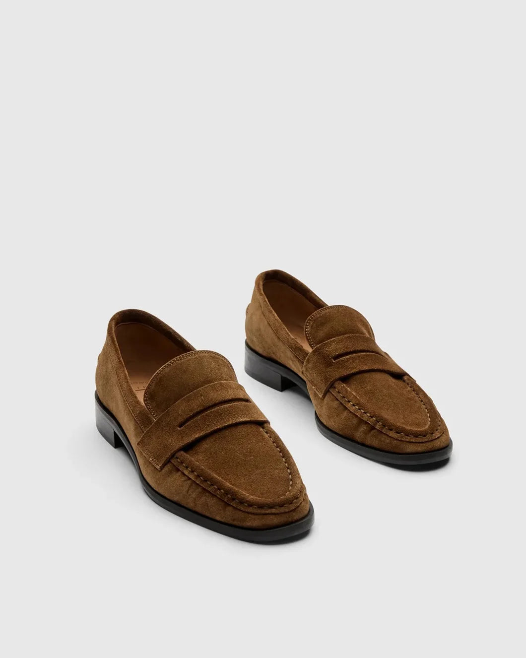 ATP ATELIER Airola Canella Suede front