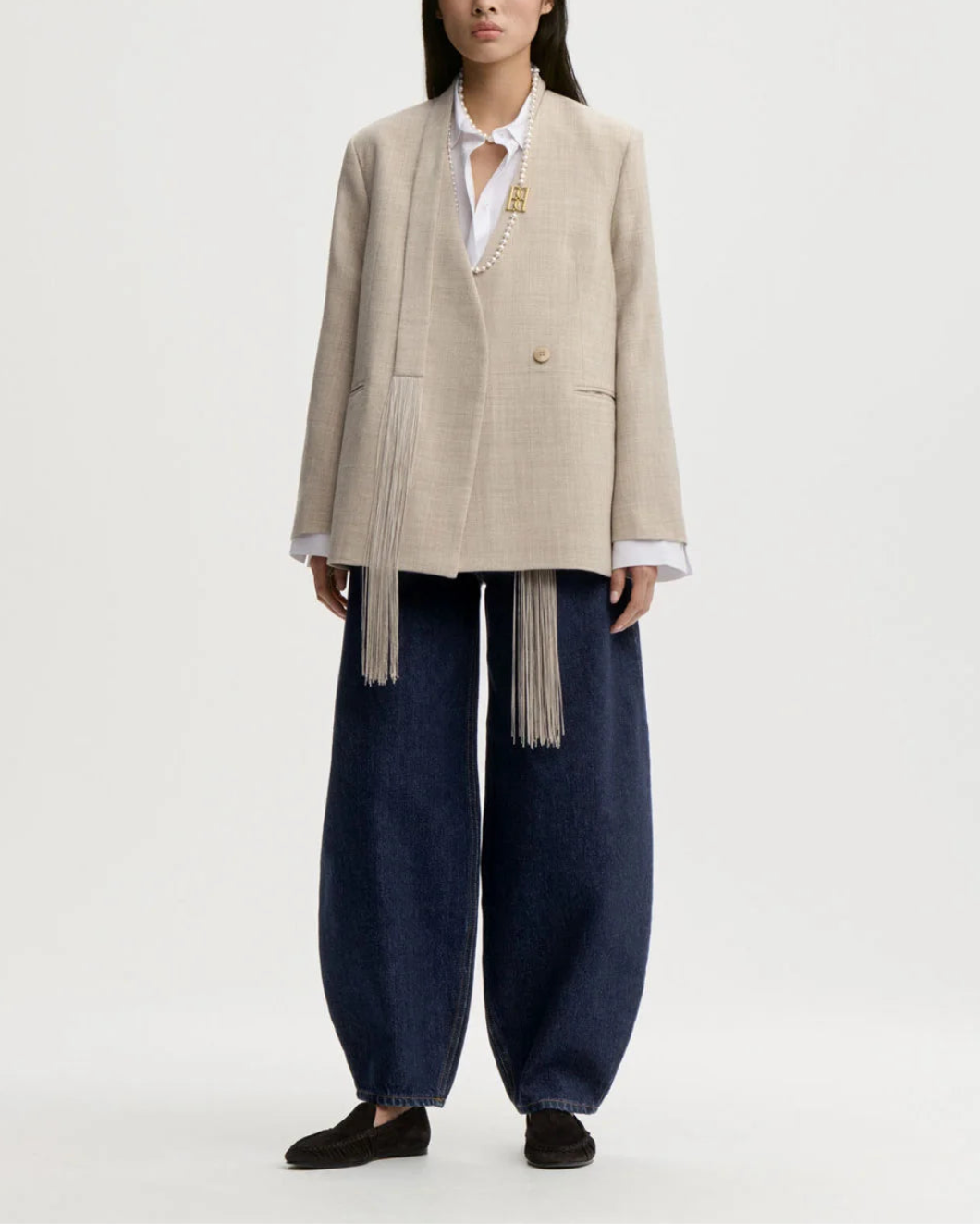 BY MALENE BIRGER Emma Blazer on figure front