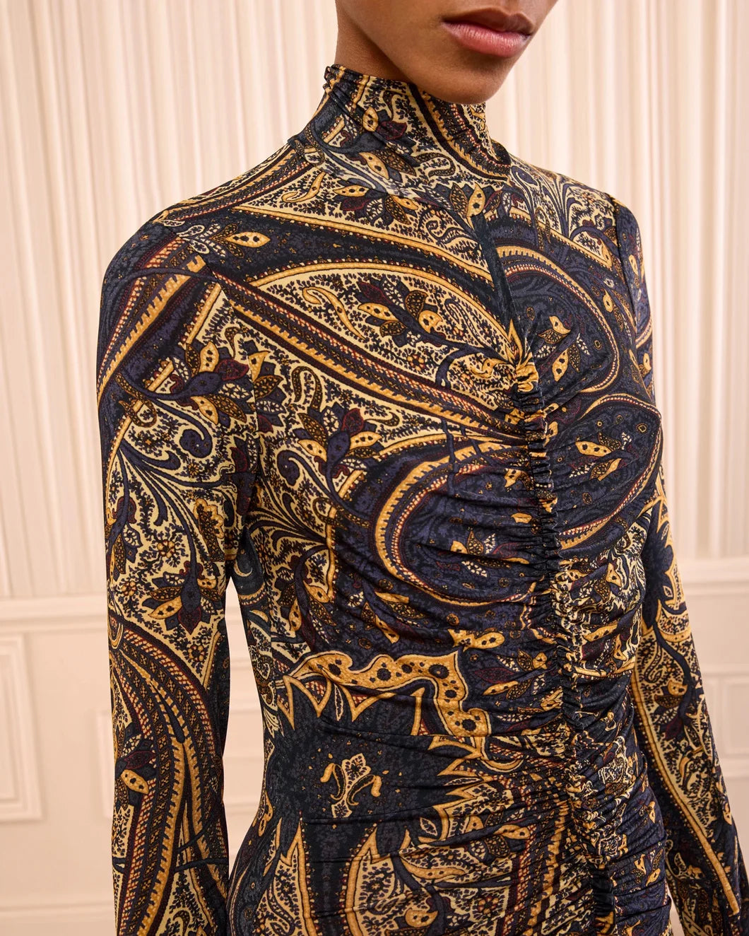 CARA CARA Ida Jersey Dress Twilight Paisley on figure front detail