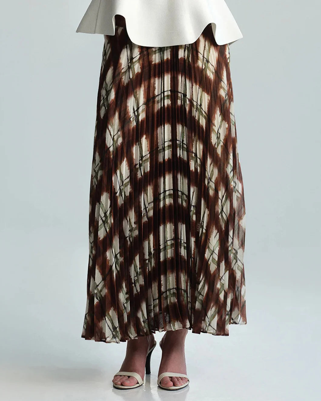 CARA CARA Otto skirt ppbr on figure front