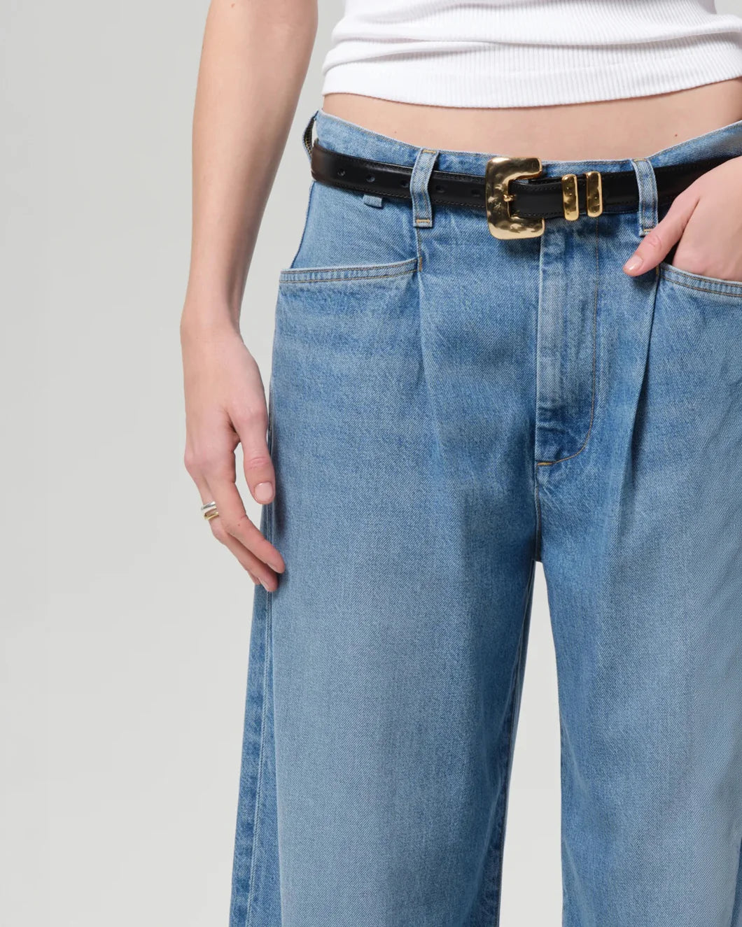 CITIZEN Velha Trousers Soiree on figure front detail