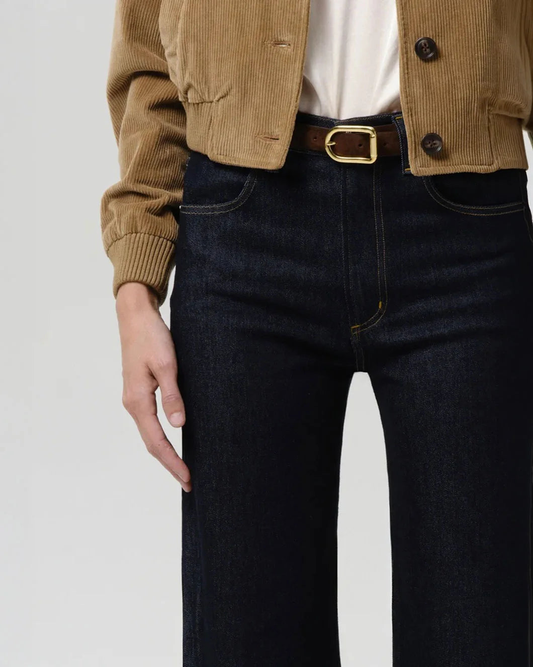 CITIZEN Annina Straight Leg 33in on figure front detail