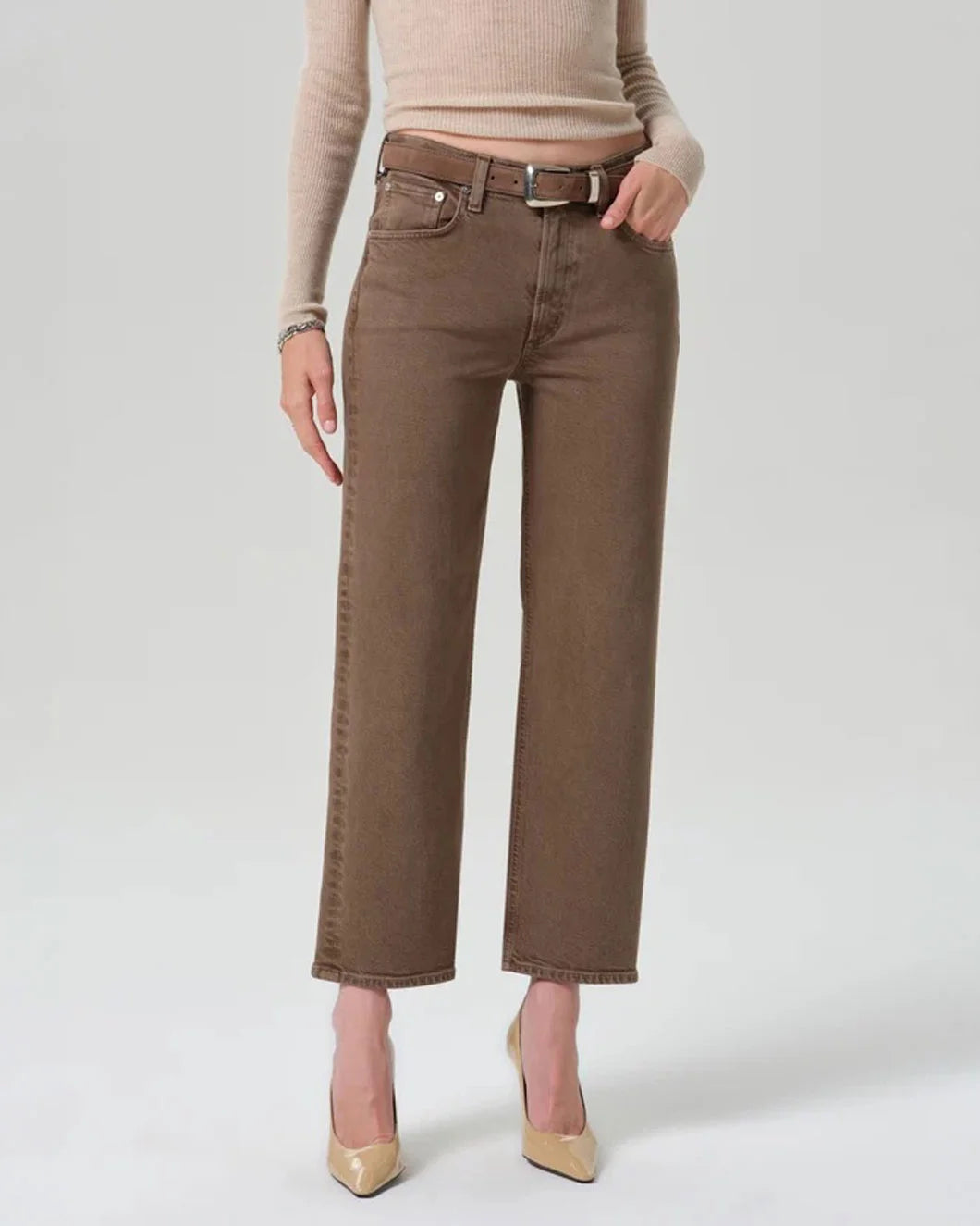 CITIZEN Palma Straight cocoa on figure front