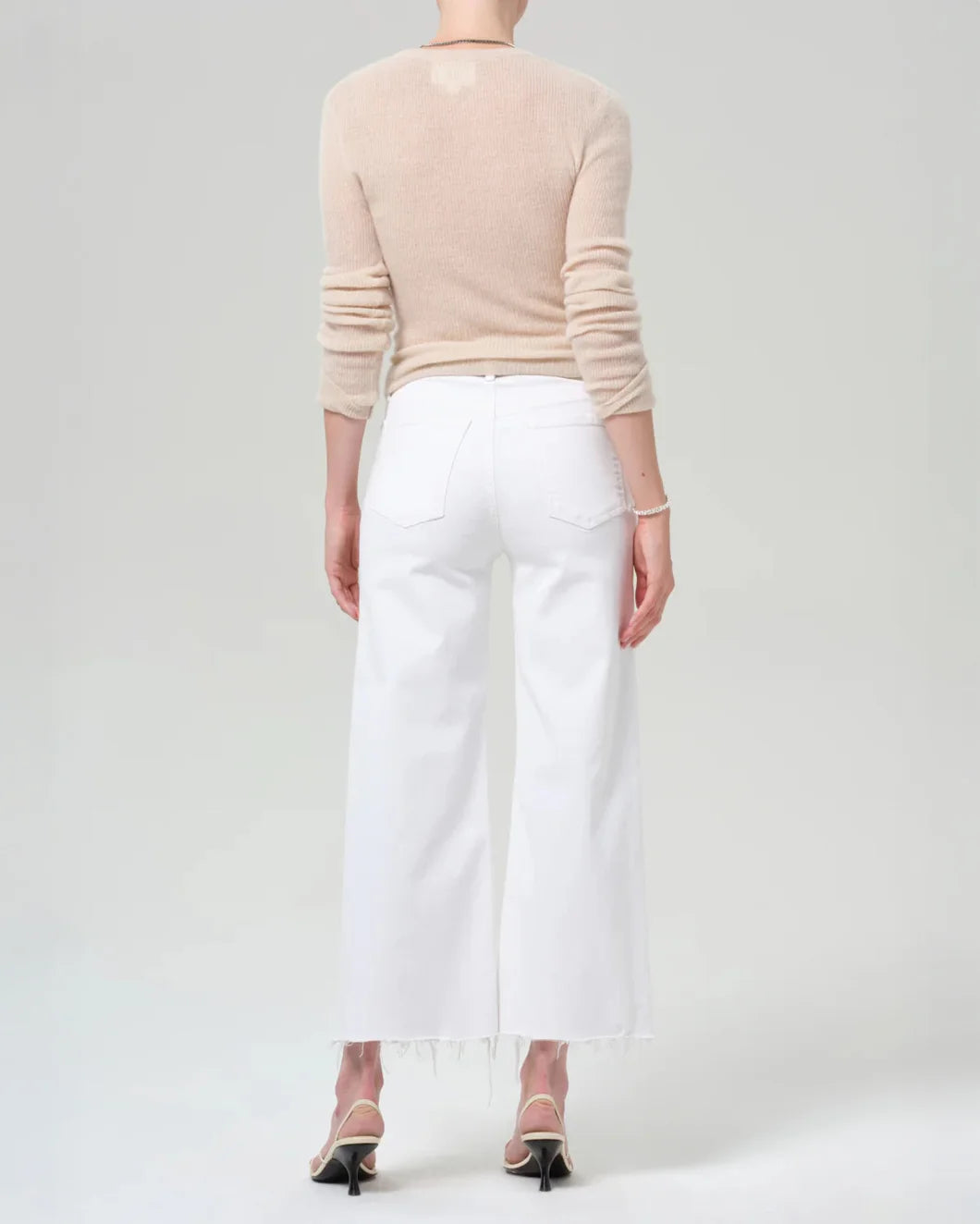 CITIZENS OF HUMANITY lyra wide leg crop soft white  on figure back