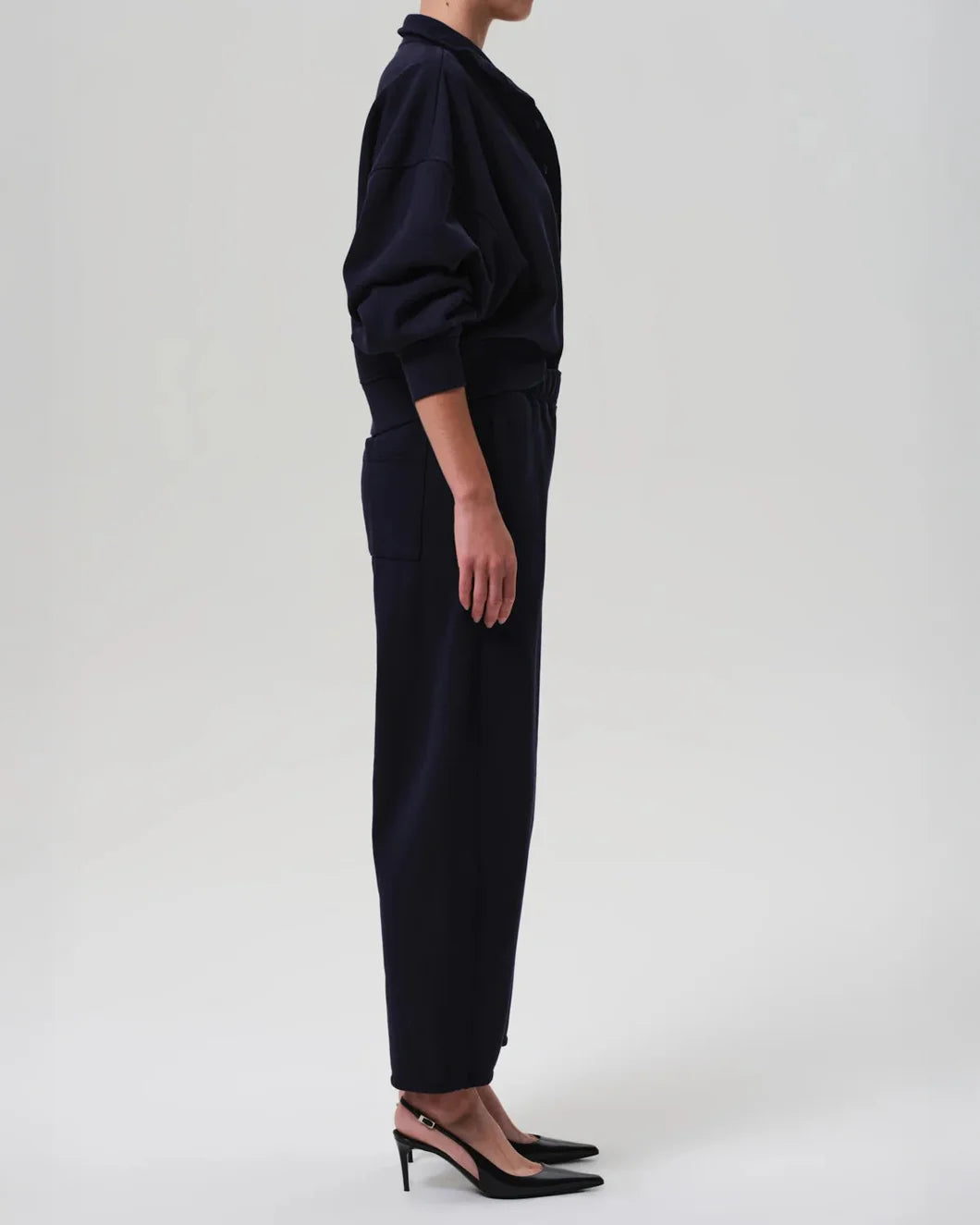 CITIZENS miro sweatpant navy on figure side