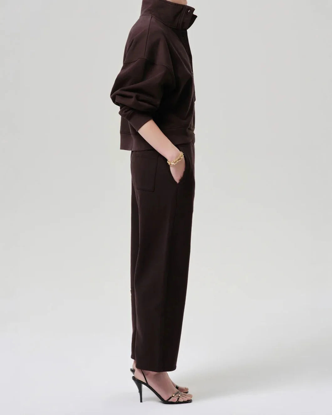 CITIZENS Miro Sweatpant Chocolate on figure side
