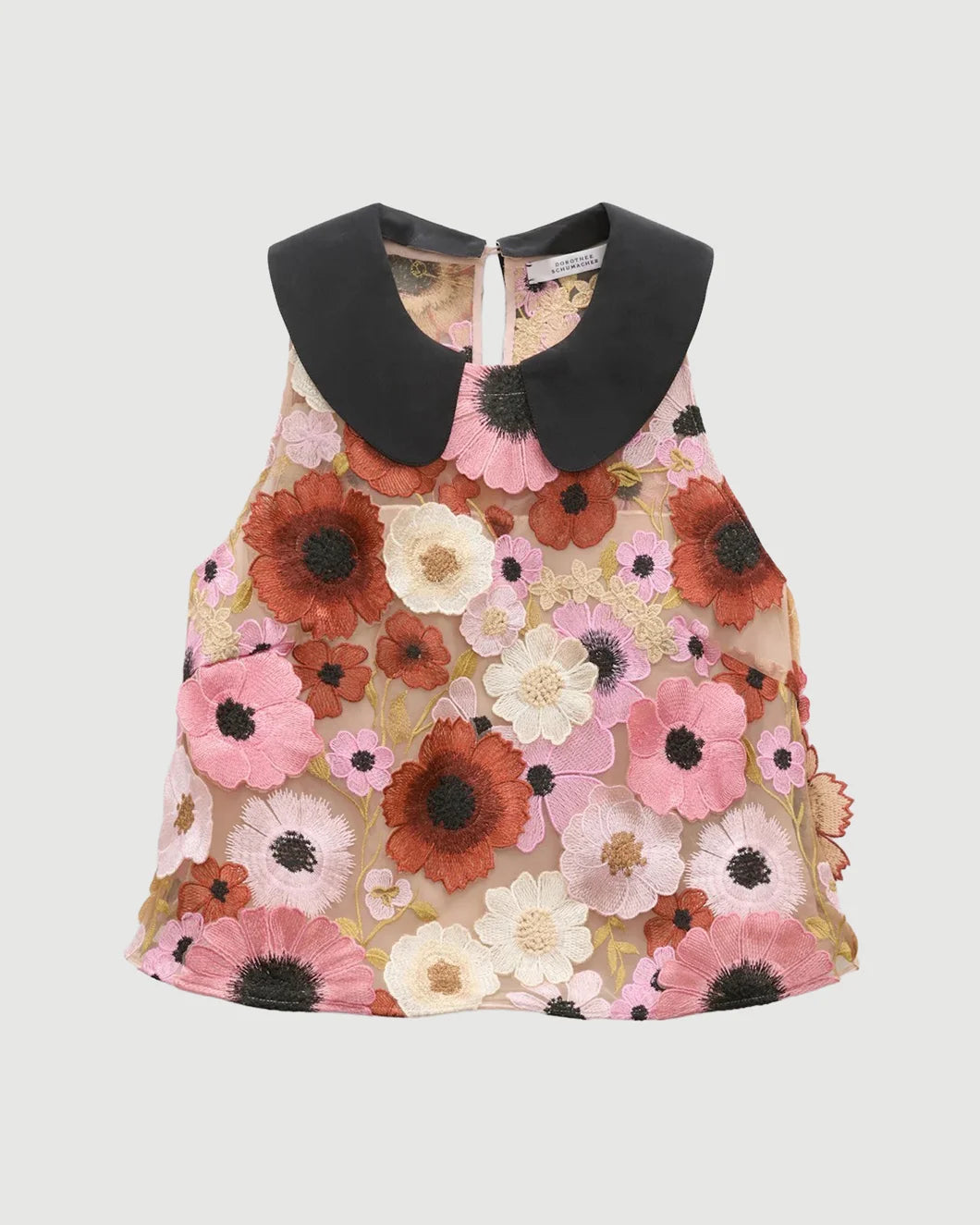DOROTHEE SCHUMACHER Blooming meadow top isolated