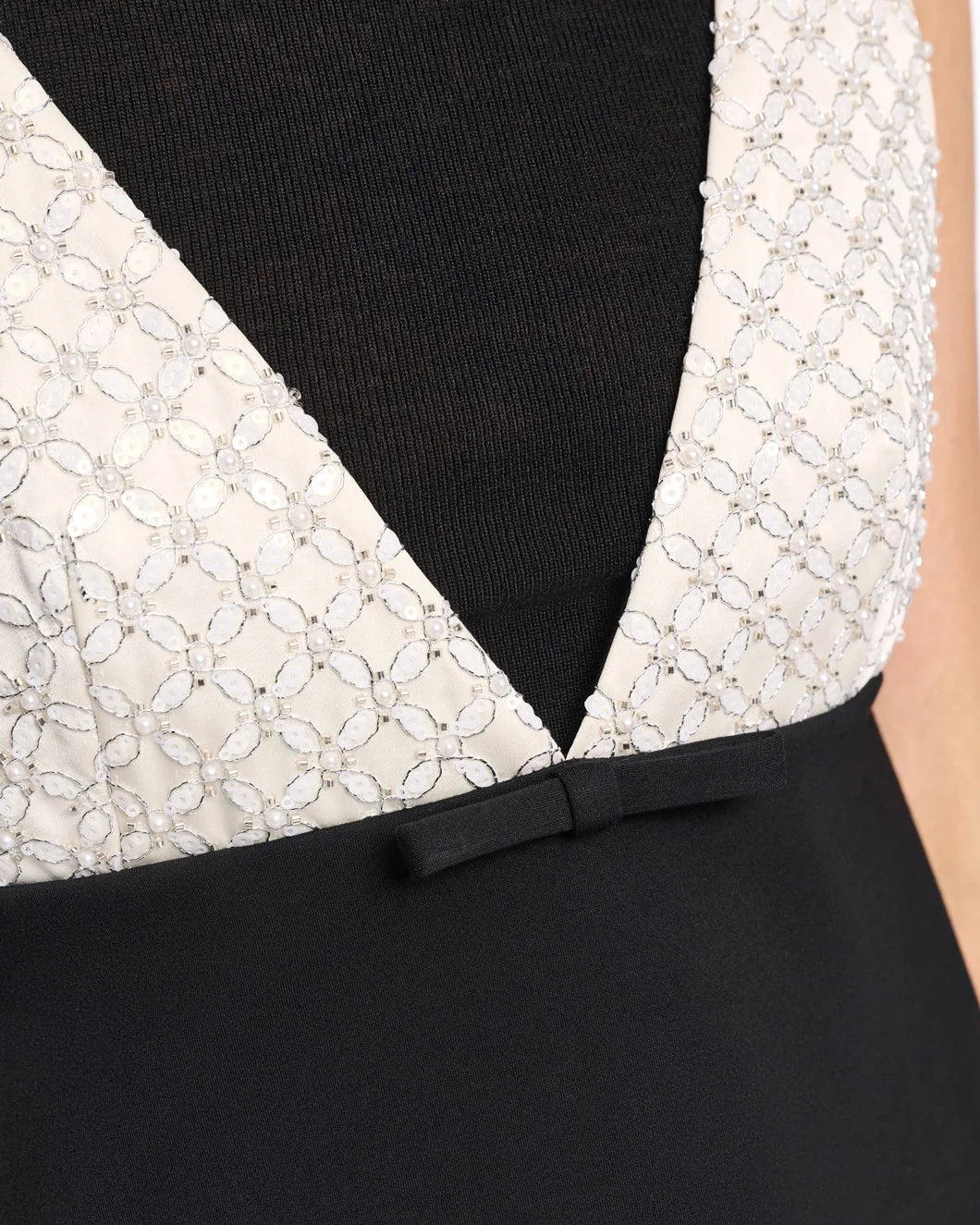 DOROTHEE SCHUMACHER emotional essence dress black white on figure front detail