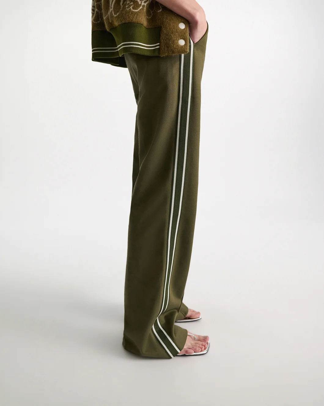 DOROTHEE SCHUMACHER everyday cool pants olive on figure side