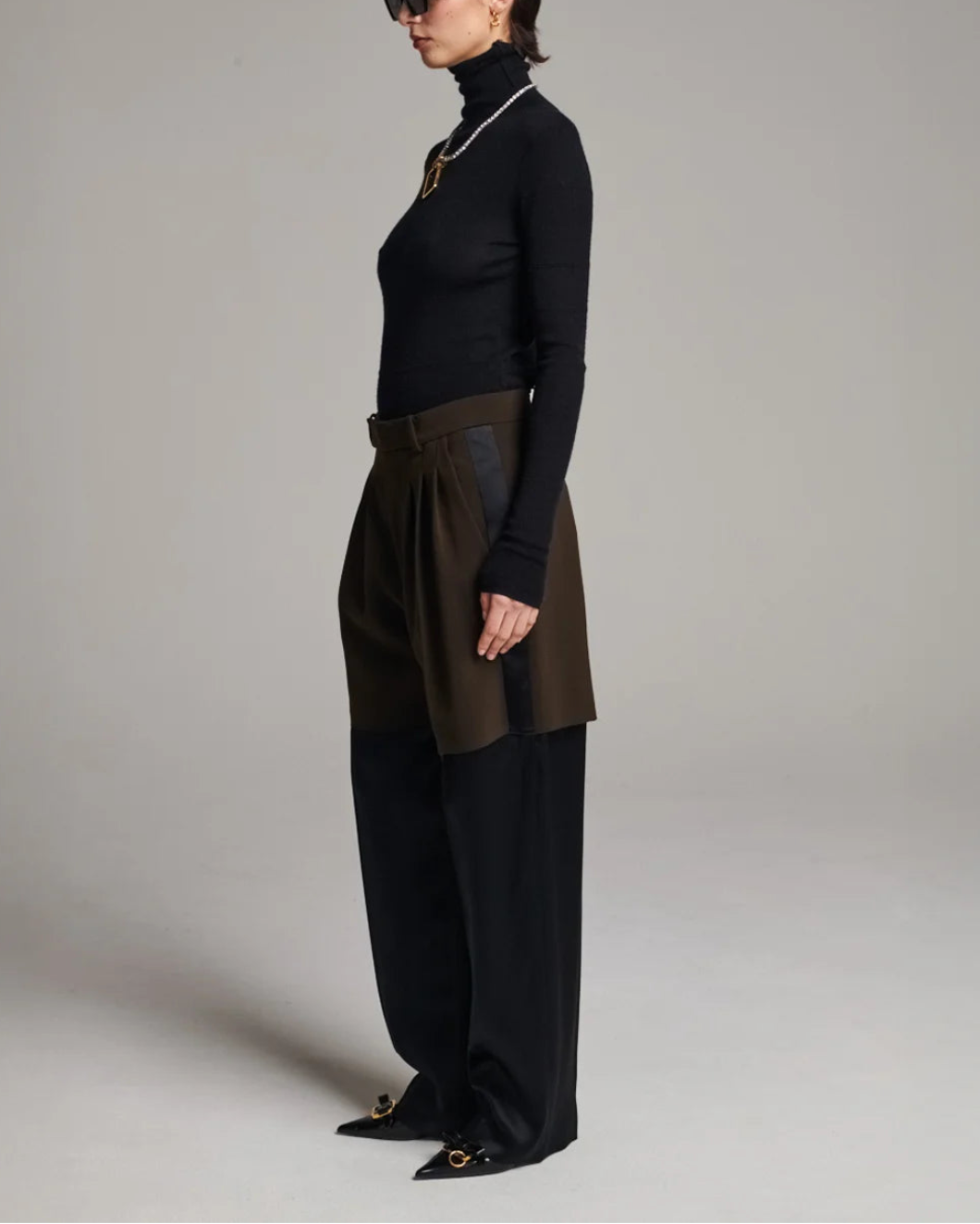 FRENKEN crag two pants brown on figure side