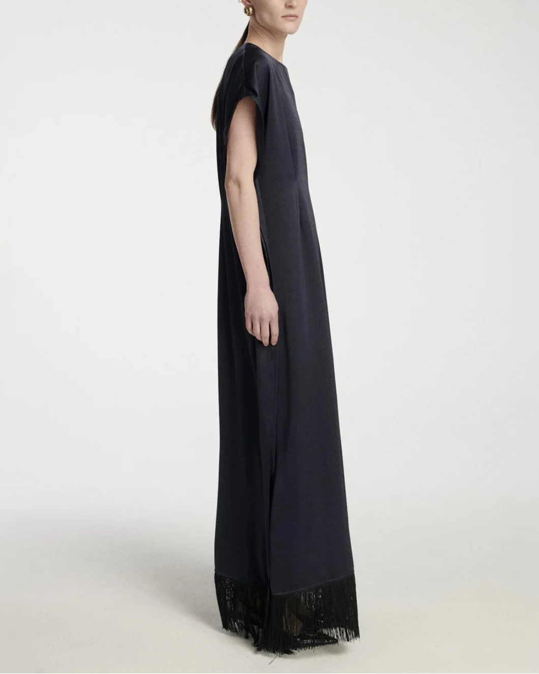 FRENKEN Reposition scarf dress - Navy on figure side