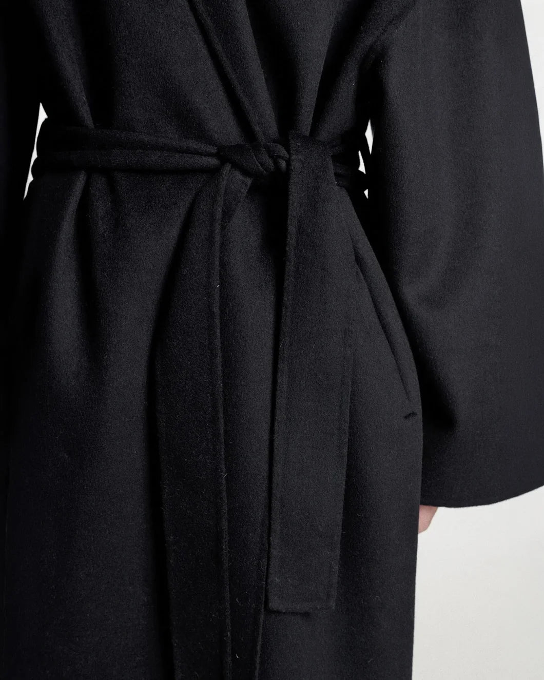 FRENKEN Trouble double face wool coat - Navy on figure front detail