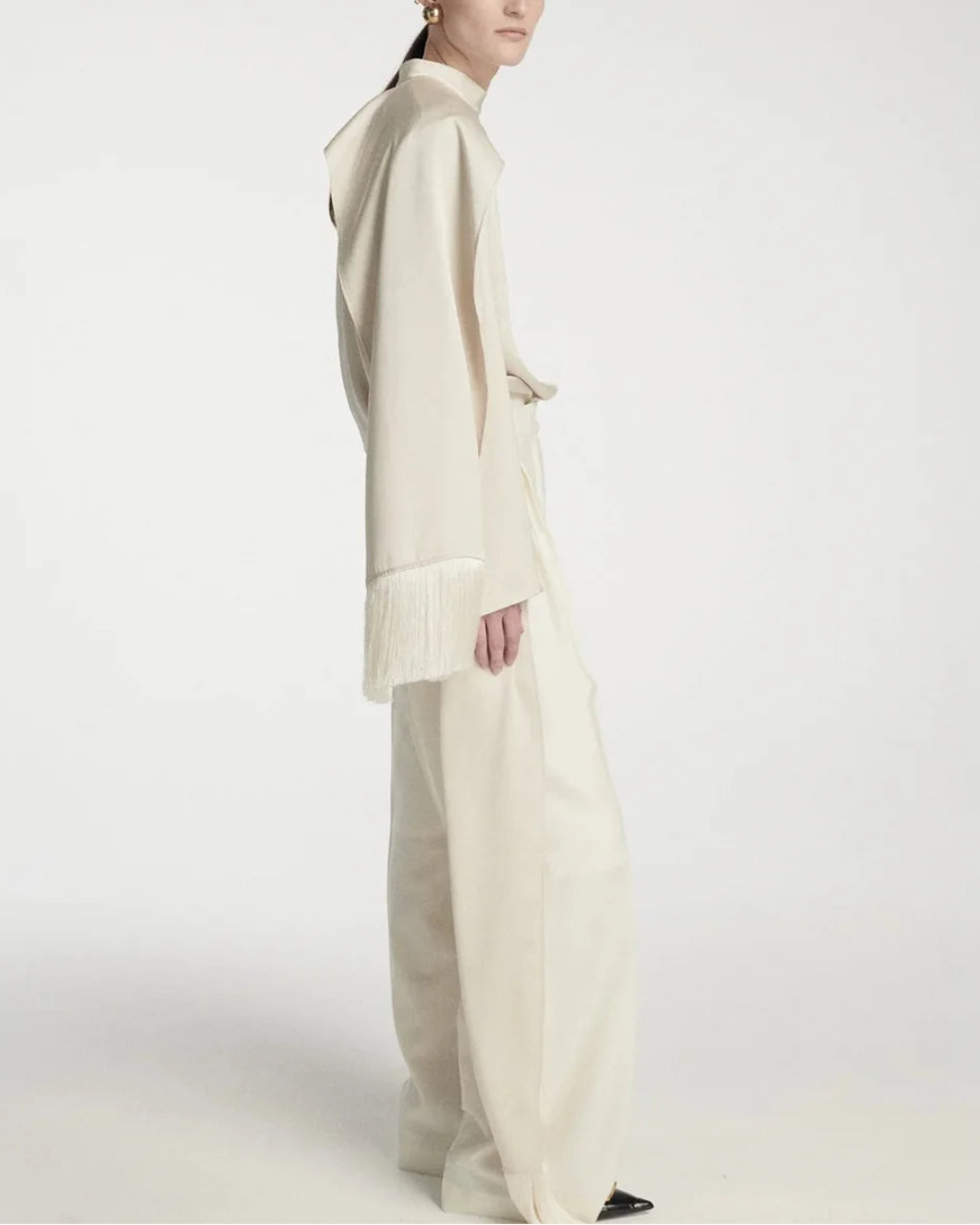 FRENKEN satin scarf top - Butter on figure side