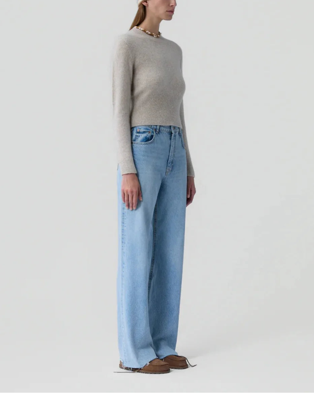 GUEST IN RESIDENCE alina crew sand on figure side