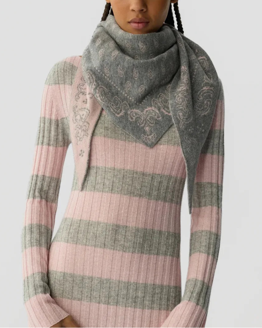 GUEST IN RESIDENCE wild rag pink/grey on figure front