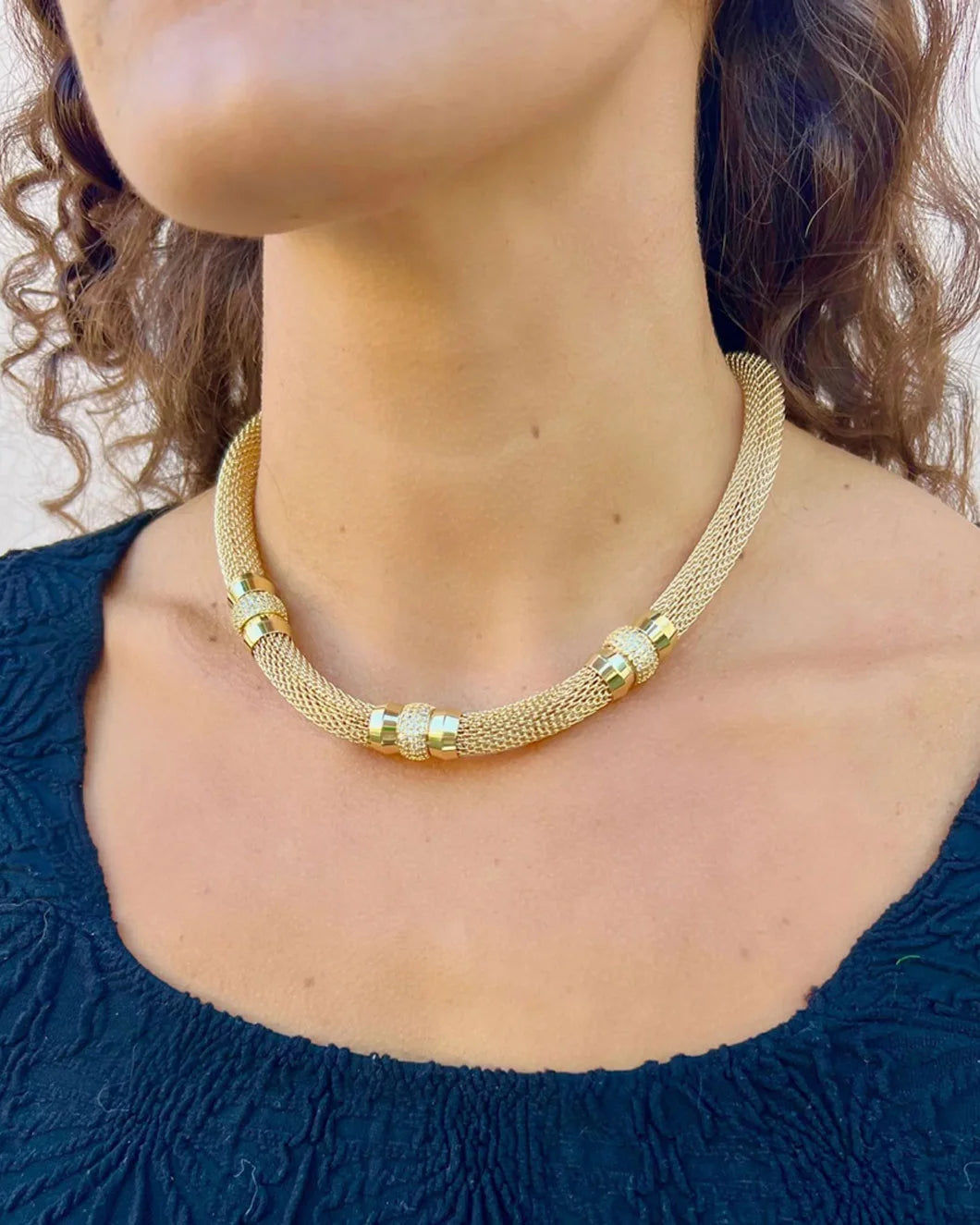 HOLST + LEE Fancy Mesh Necklace-Fancy N isolated