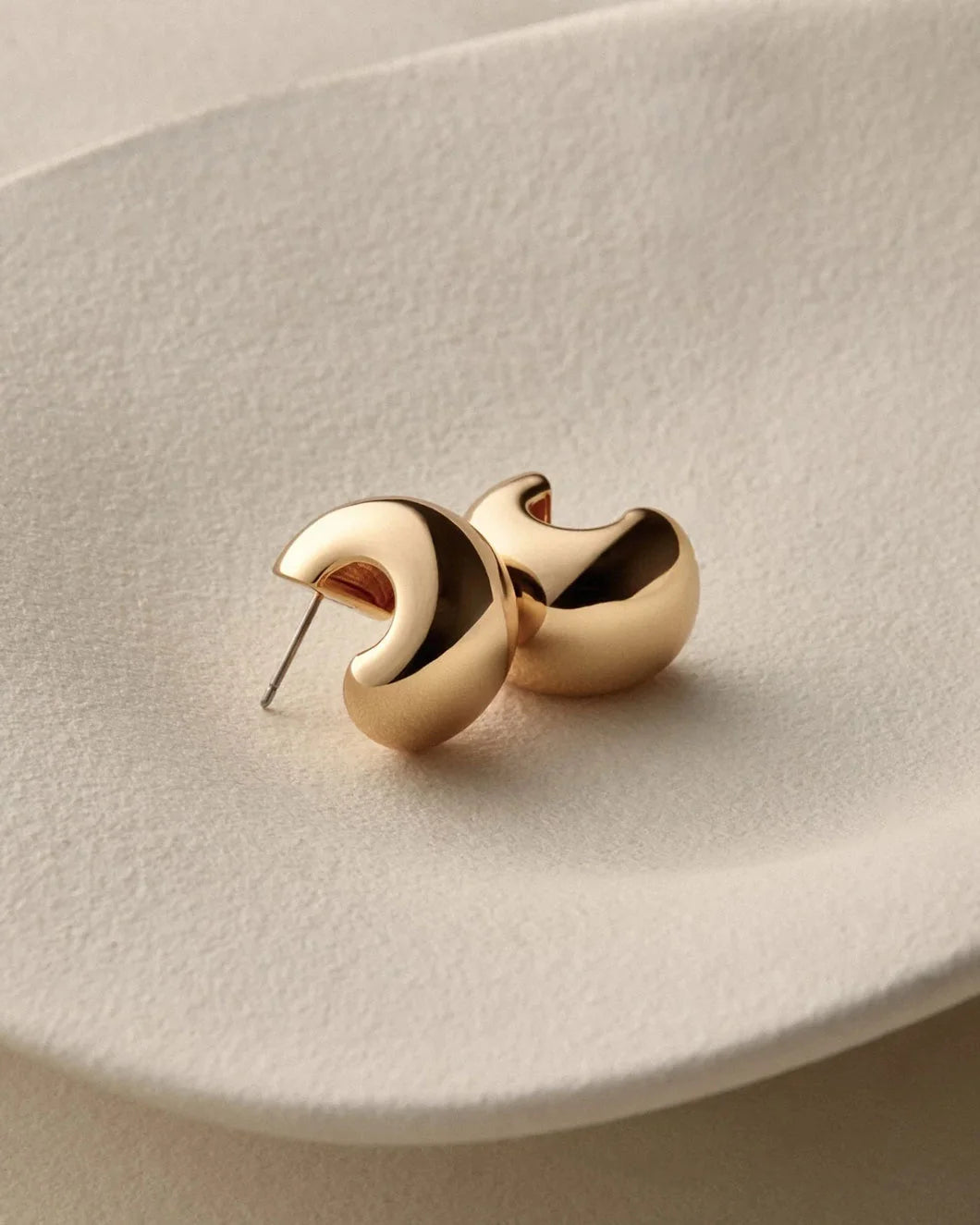 JENNY BIRD small gemma hoop earrings gold front