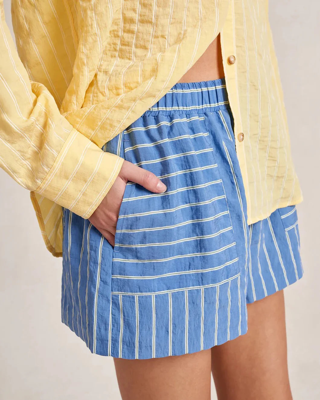LA LIGNE Tangier Short Chambray stripe on figure side detail