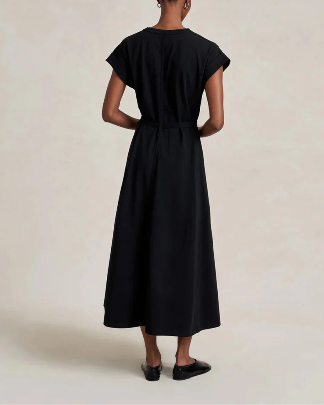 LA LIGNE Andie dress black on figure back