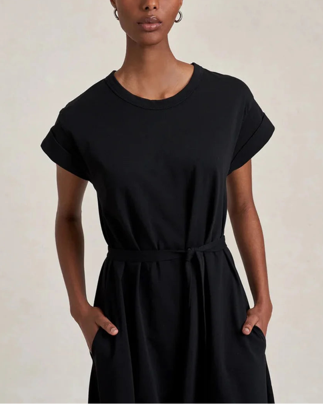 LA LIGNE Andie dress black on figure front 2