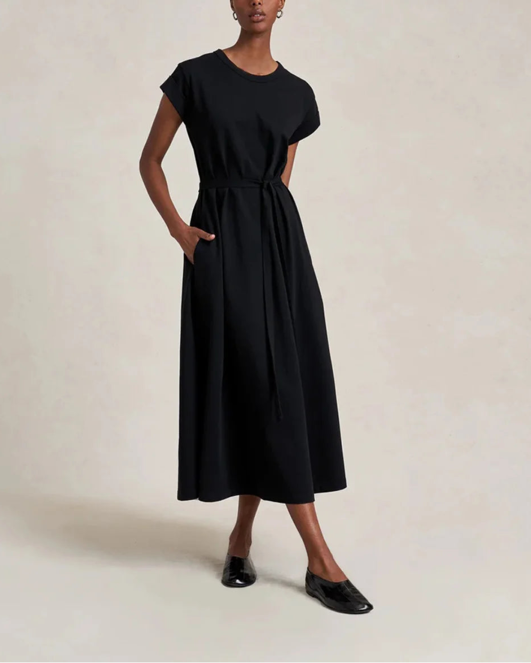 LA LIGNE Andie dress black on figure front