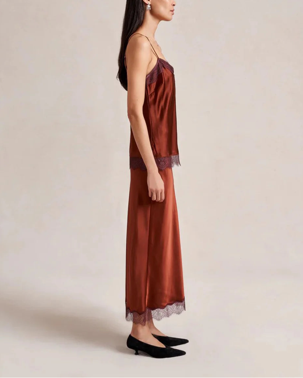 LA LIGNE demi camisole rust on figure side