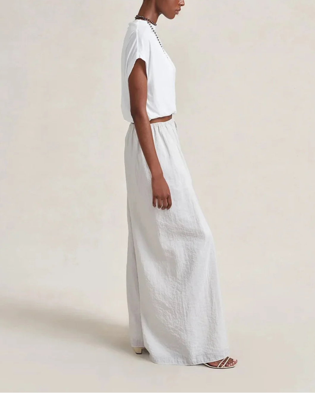 LA LIGNE Milla Top white on figure side