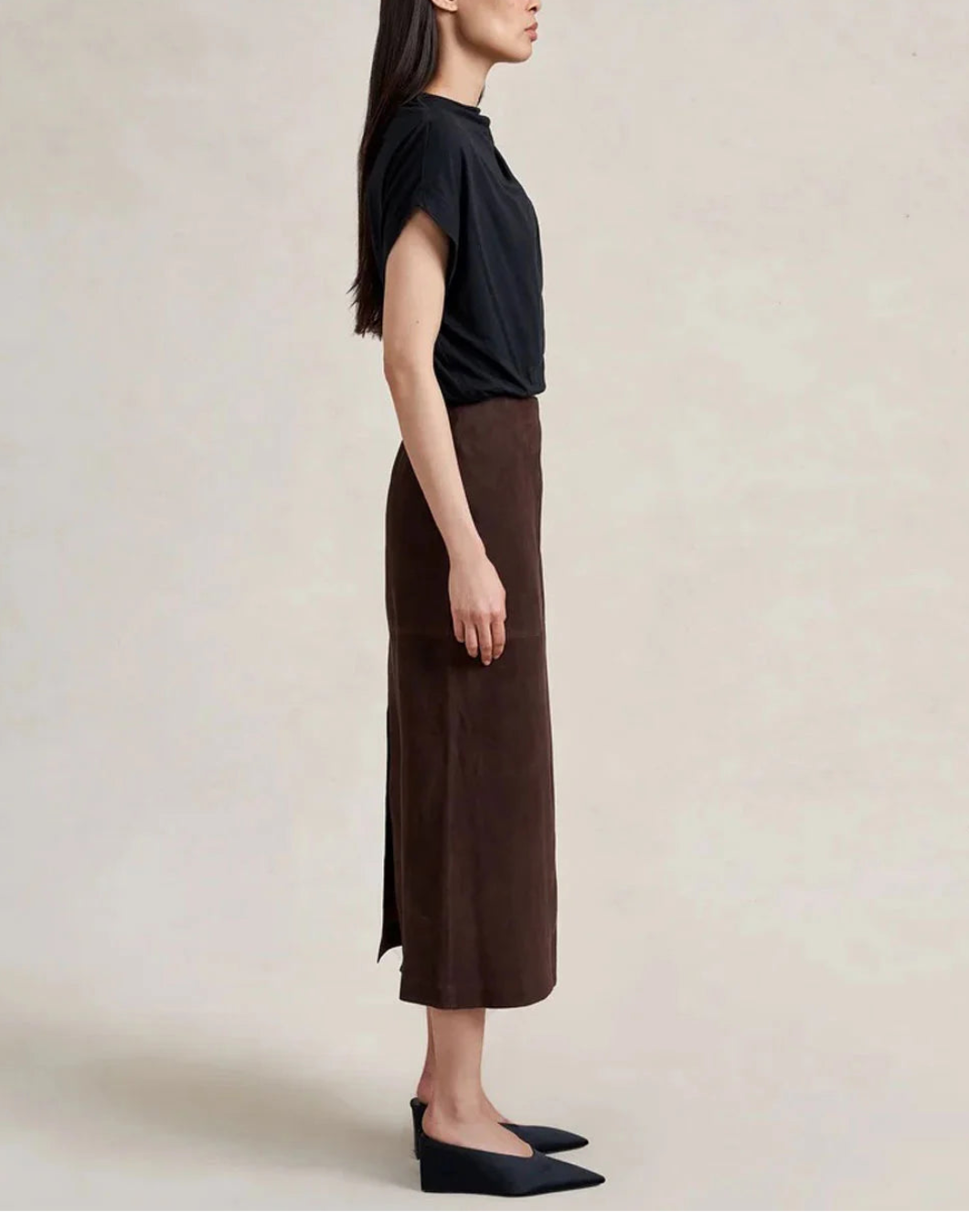 LA LIGNE Suede Vega Skirt chocolate on figure side