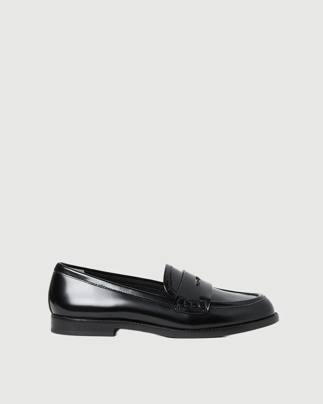 LOEFFLER RANDALL Rachel Black Leather Loafer isolated