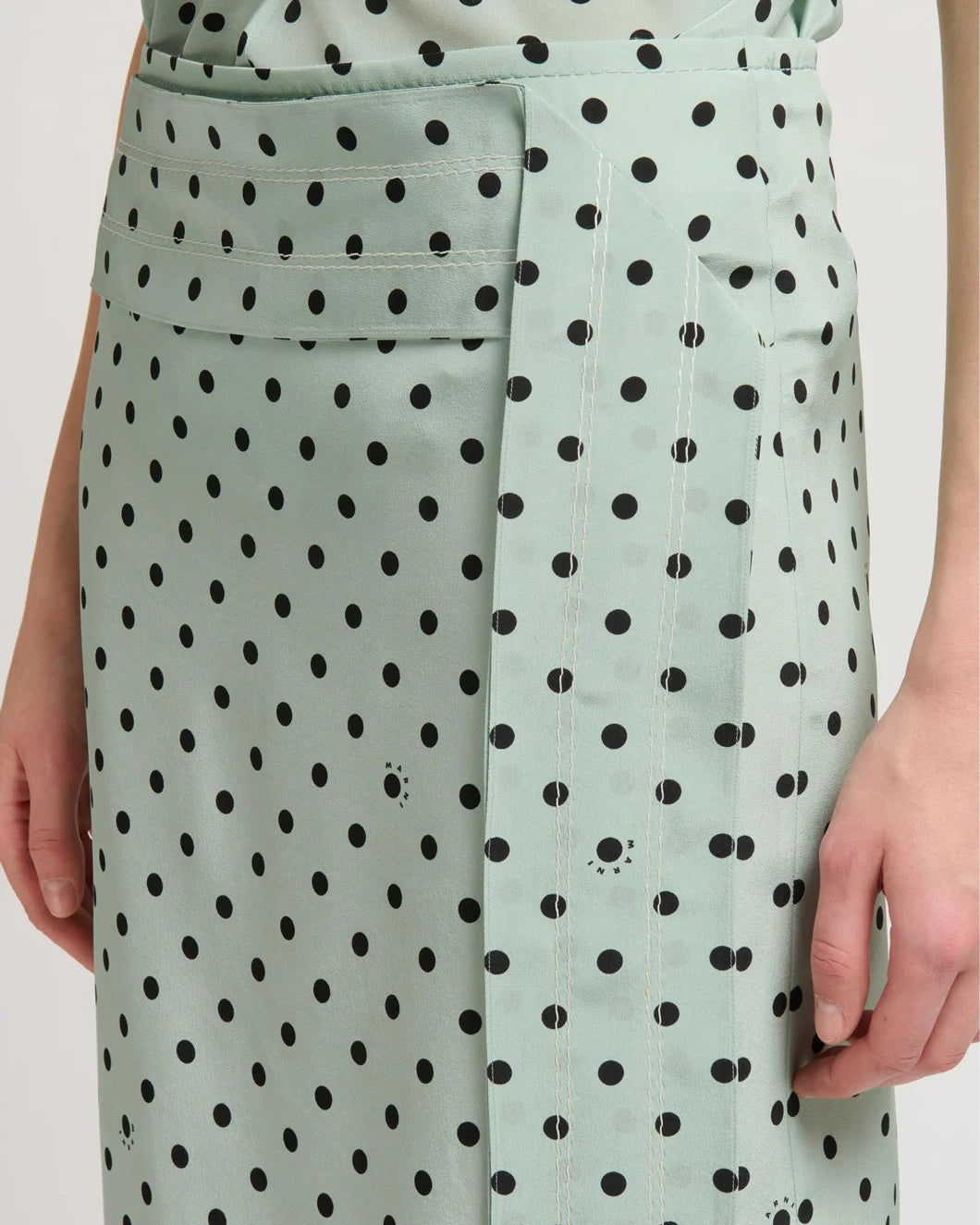 MARNI polka rhythm crepe de chine midi mint on figure detail