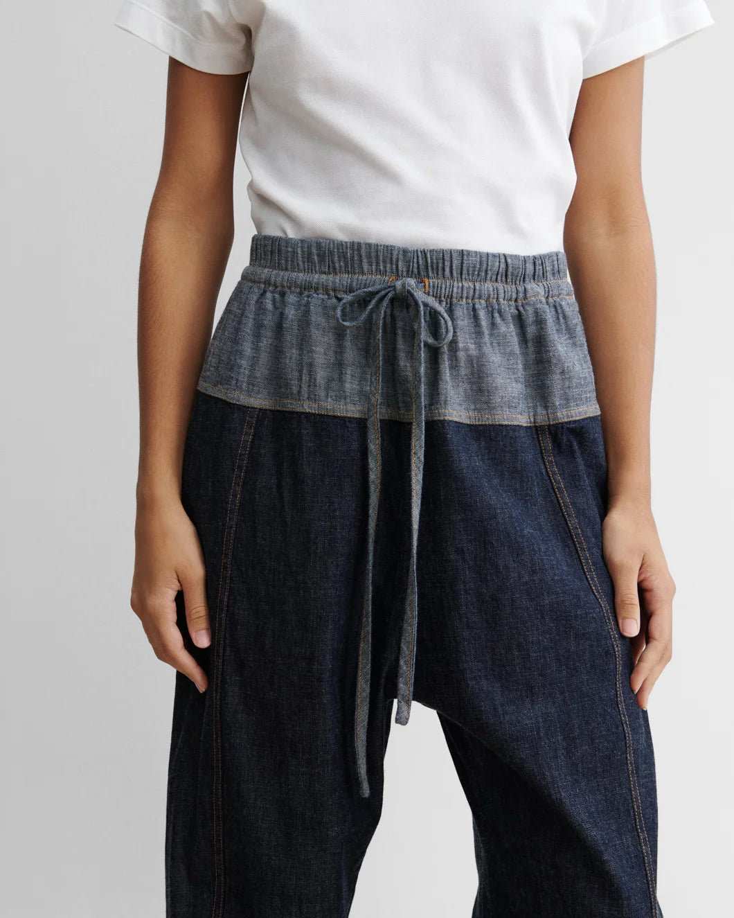 RACHEL COMEY ennu pant indigo on figure front detail