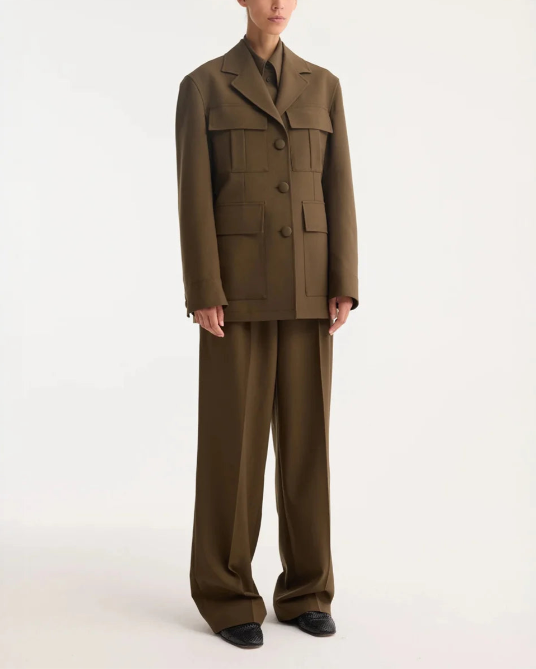 ROHE safari balzer jacket forest on figure front