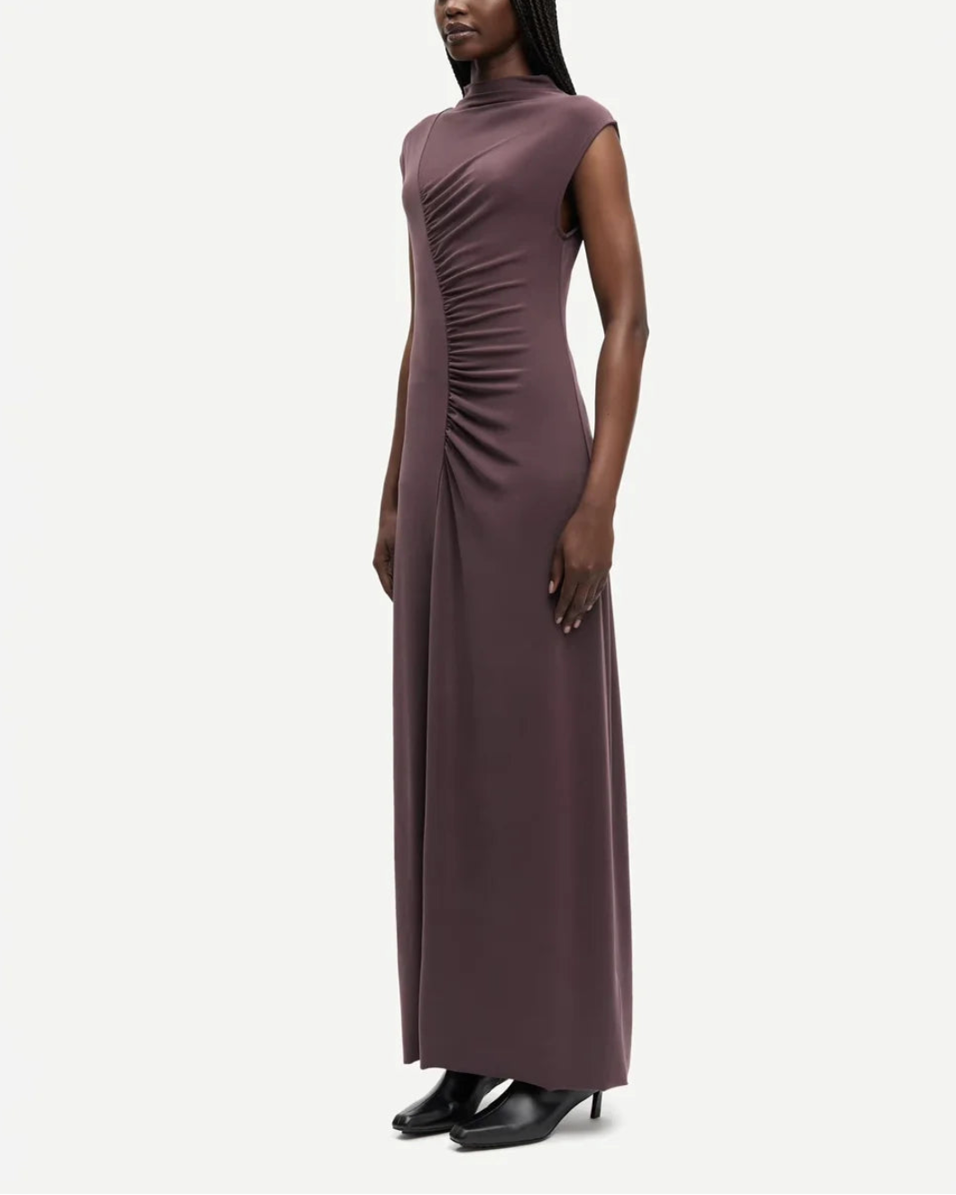 SAMSOE SAMSOE Saandressa Dress fudge on figure side