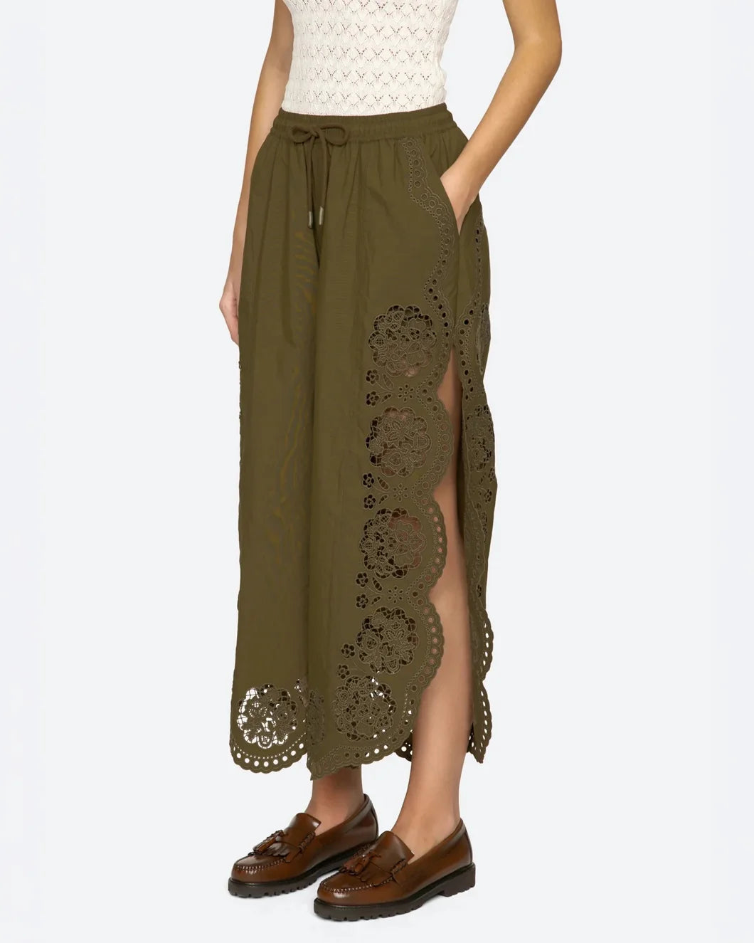 SEA NY Vittoria Pant on figure side