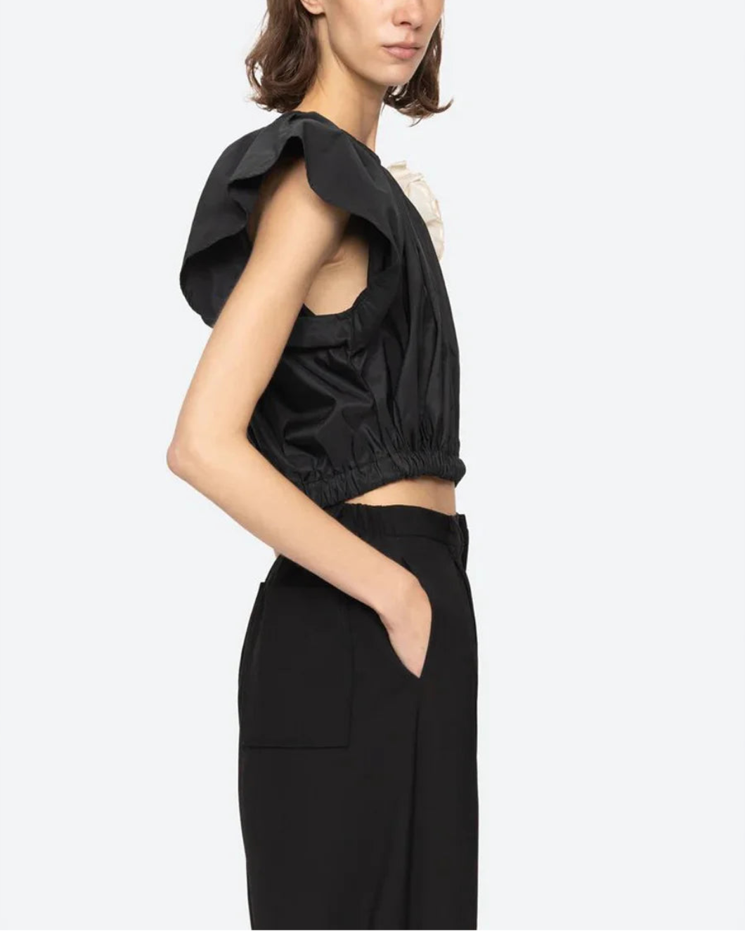 SEA NY laurie top black on figure side