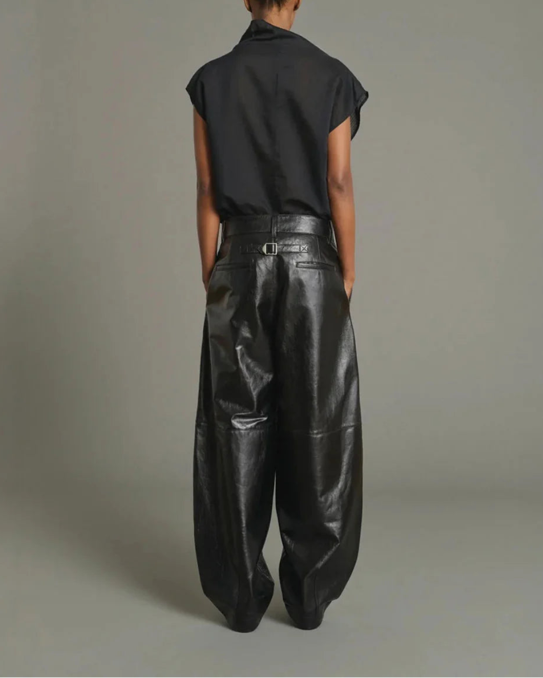 SOEUR Izumi Pant black on figure back