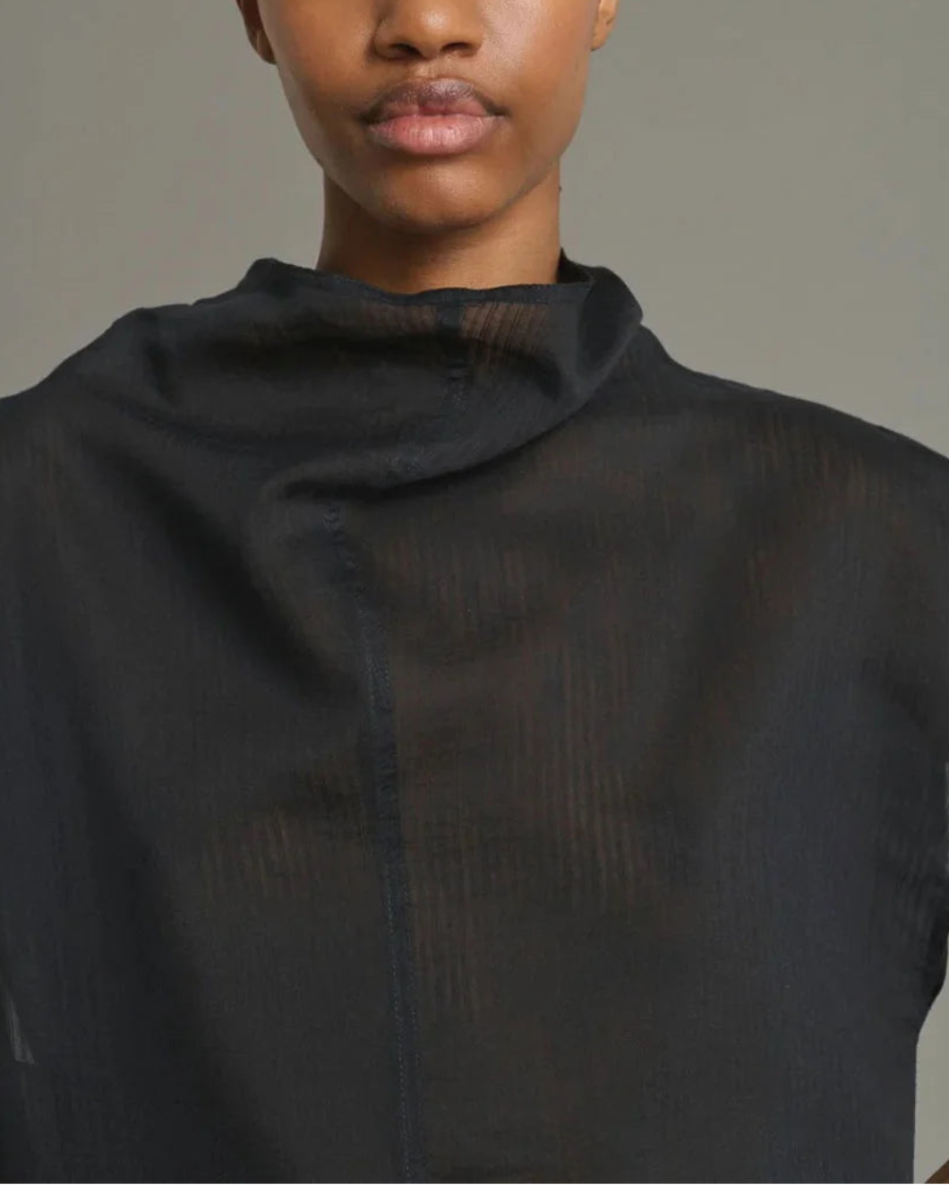 SOEUR Izumi Pant black on figure front detail