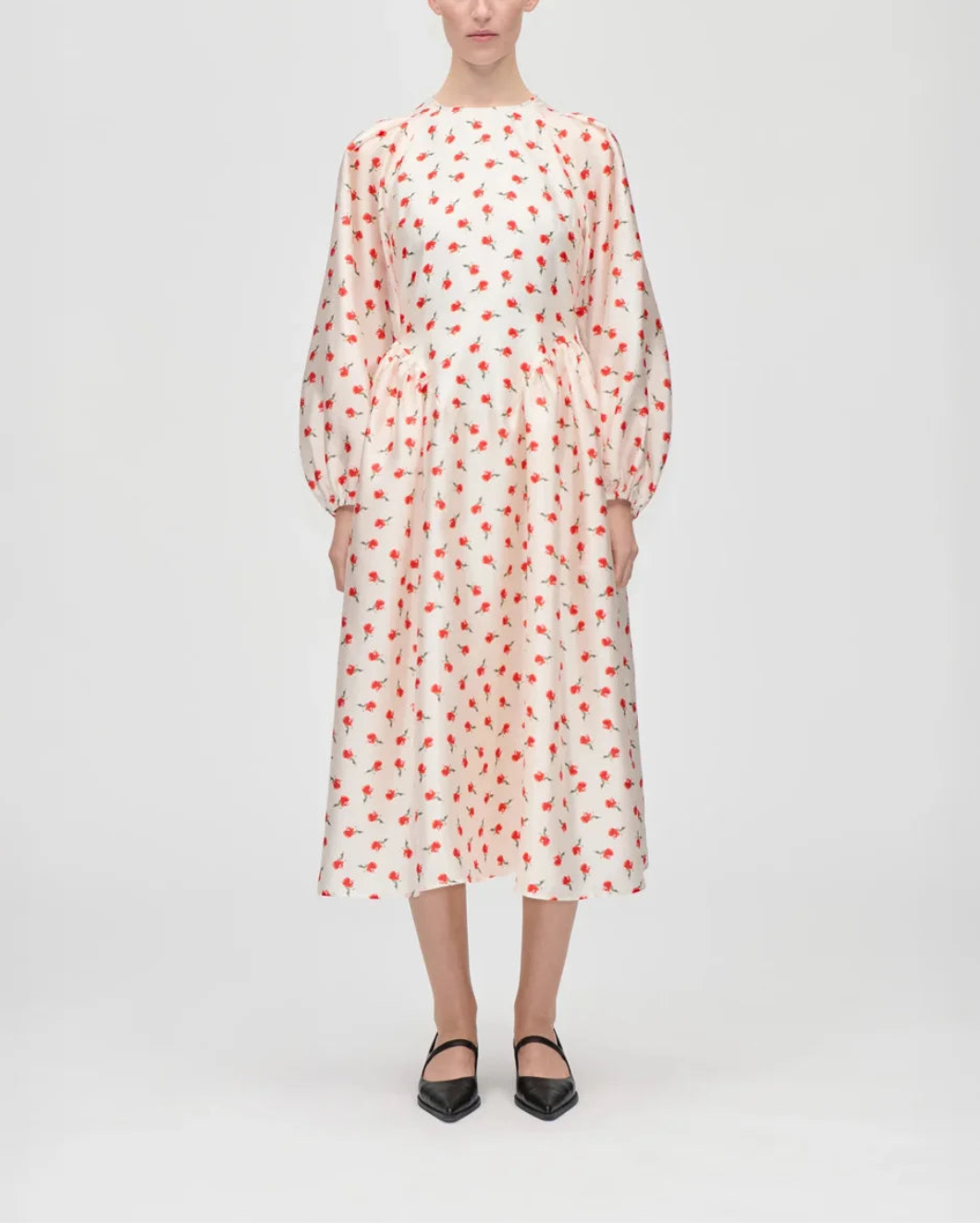 STINE GOYA long sleeve voluminous dress ditzy petunia on figure front