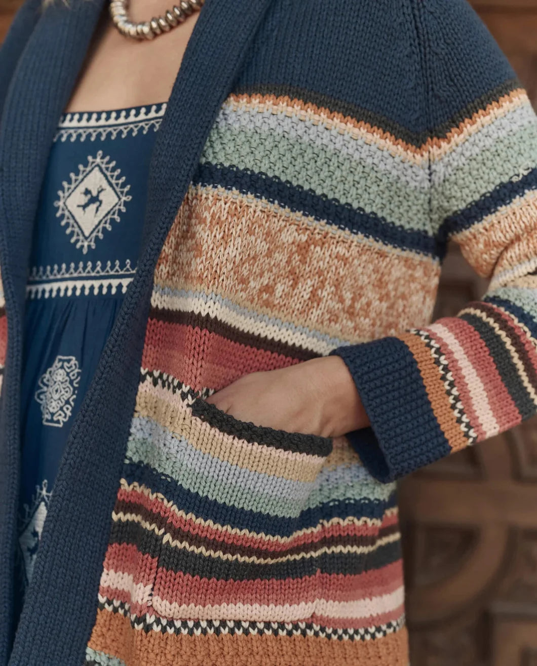 THE GREAT The Mountain Lodge Cardigan on figure side detail