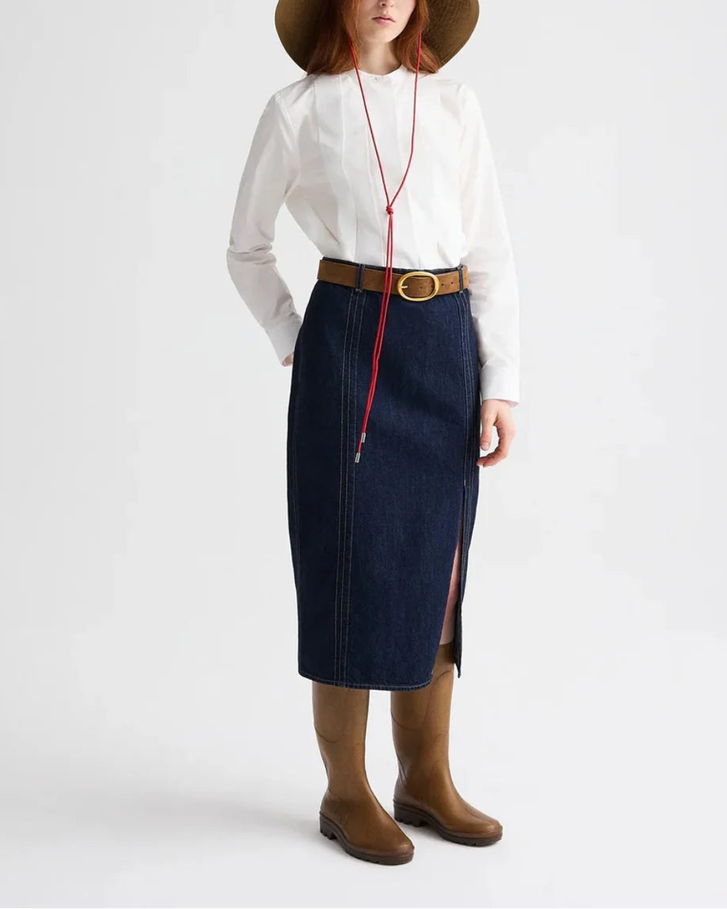 TWP close call top white on figure front 