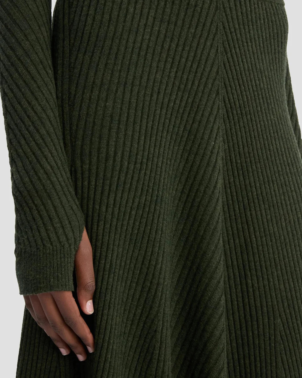 VICTORIA BECKHAM RIbbed Knit midin Oregano skirt detail