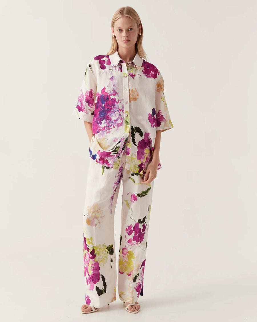 aje Portray Relaxed Pant wild hydrangea on figure front