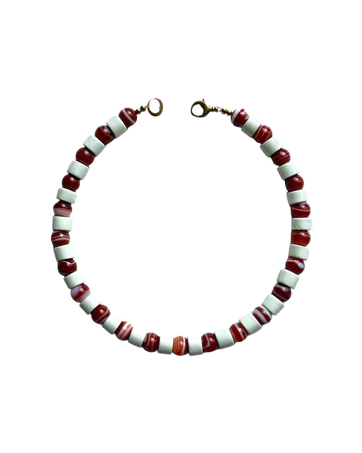 her new tribe Foam and Agate Sundry Necklace green and red