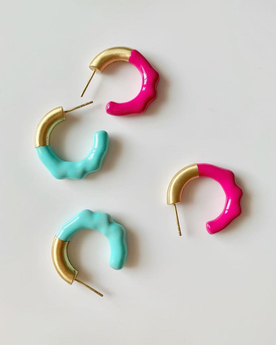 lunaya jewelry mini molten hoops fluorescent pink detail