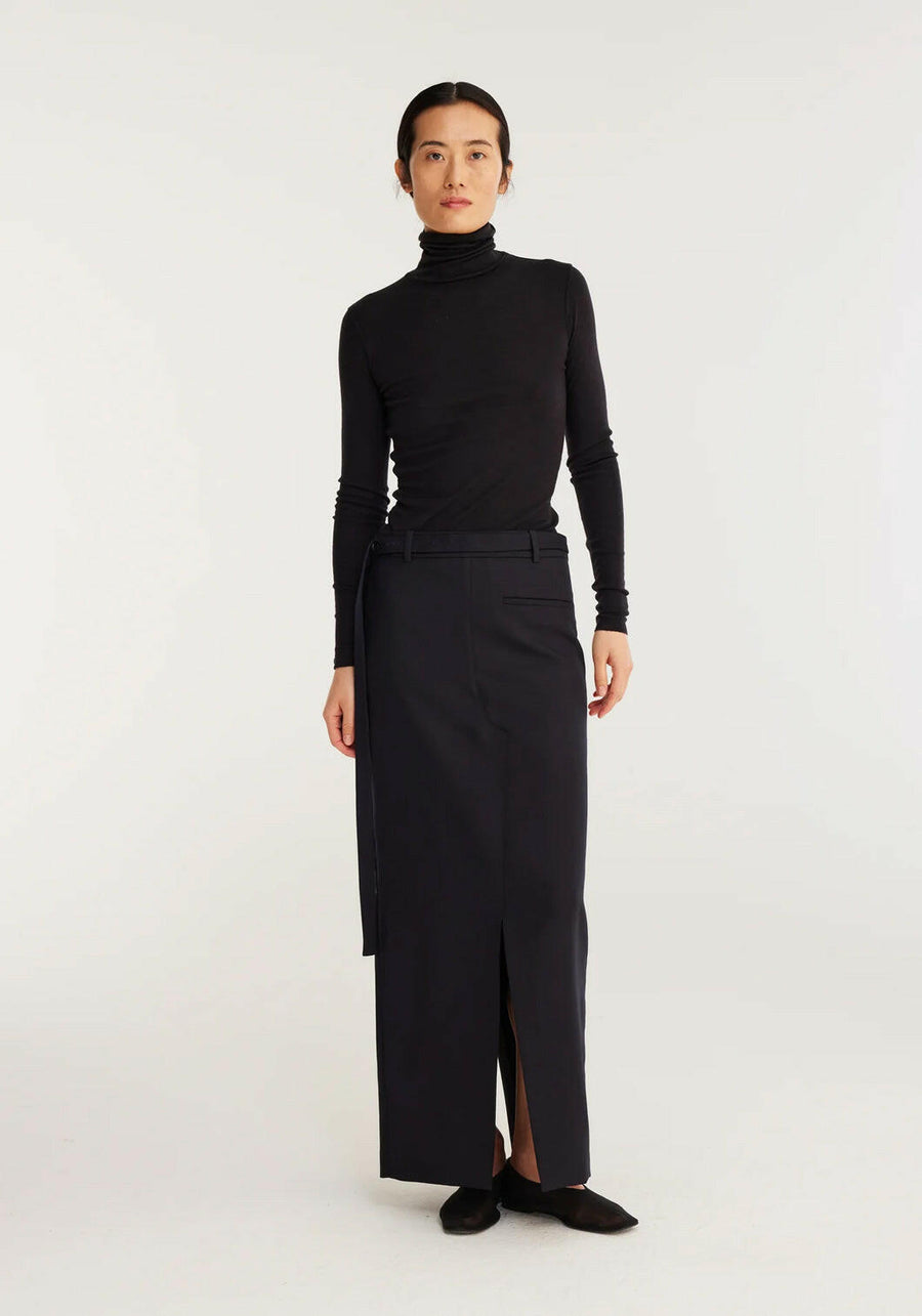 rohe reimagined tailored skirt navy figure front