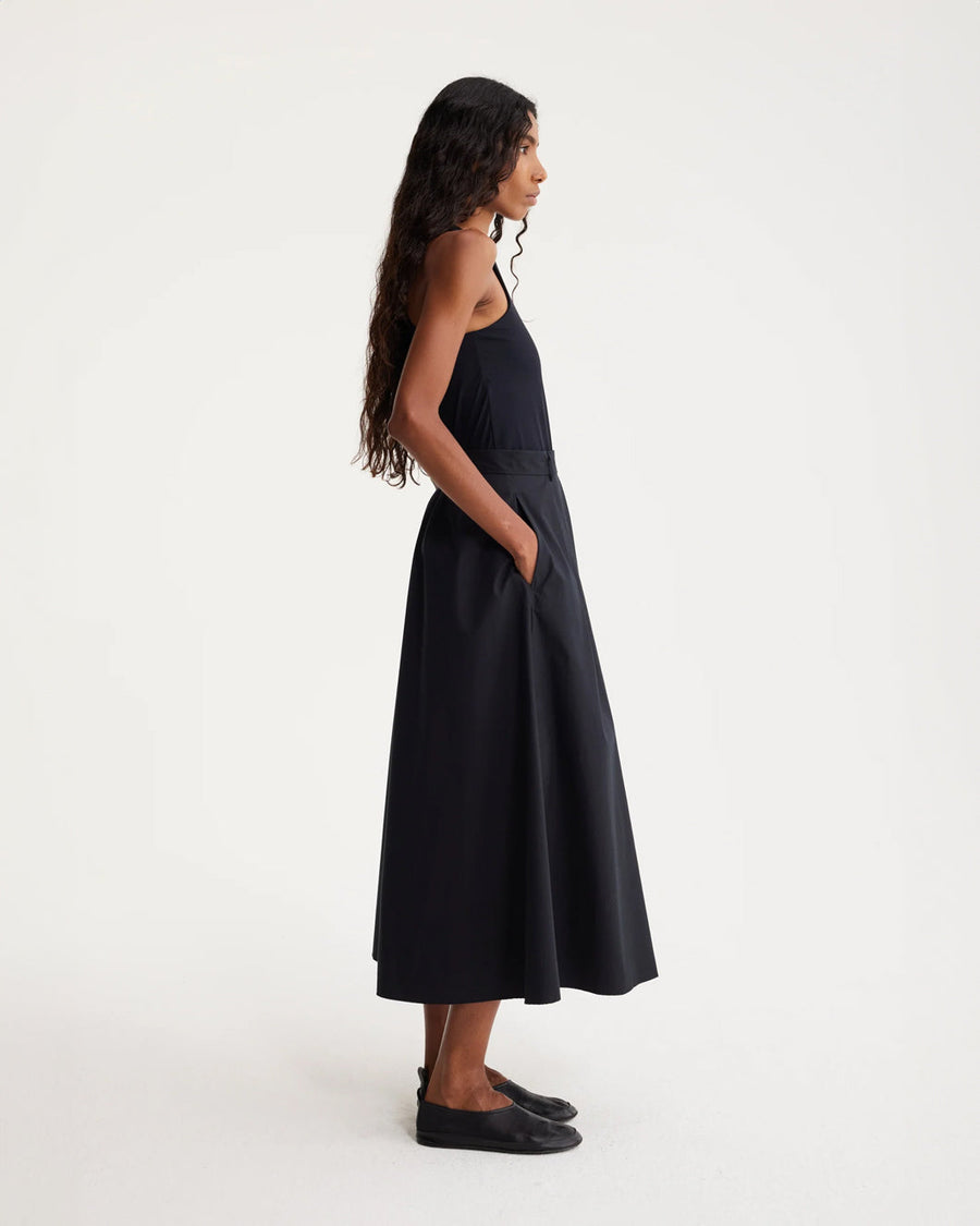 rohe Wide Poplin Skirt black on figure side