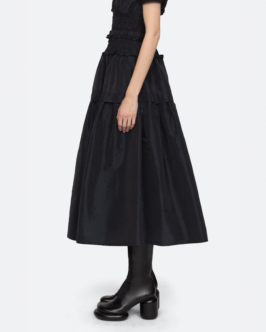 sea ny Diana Taffeta Smocked Midi Skirt black on figure side