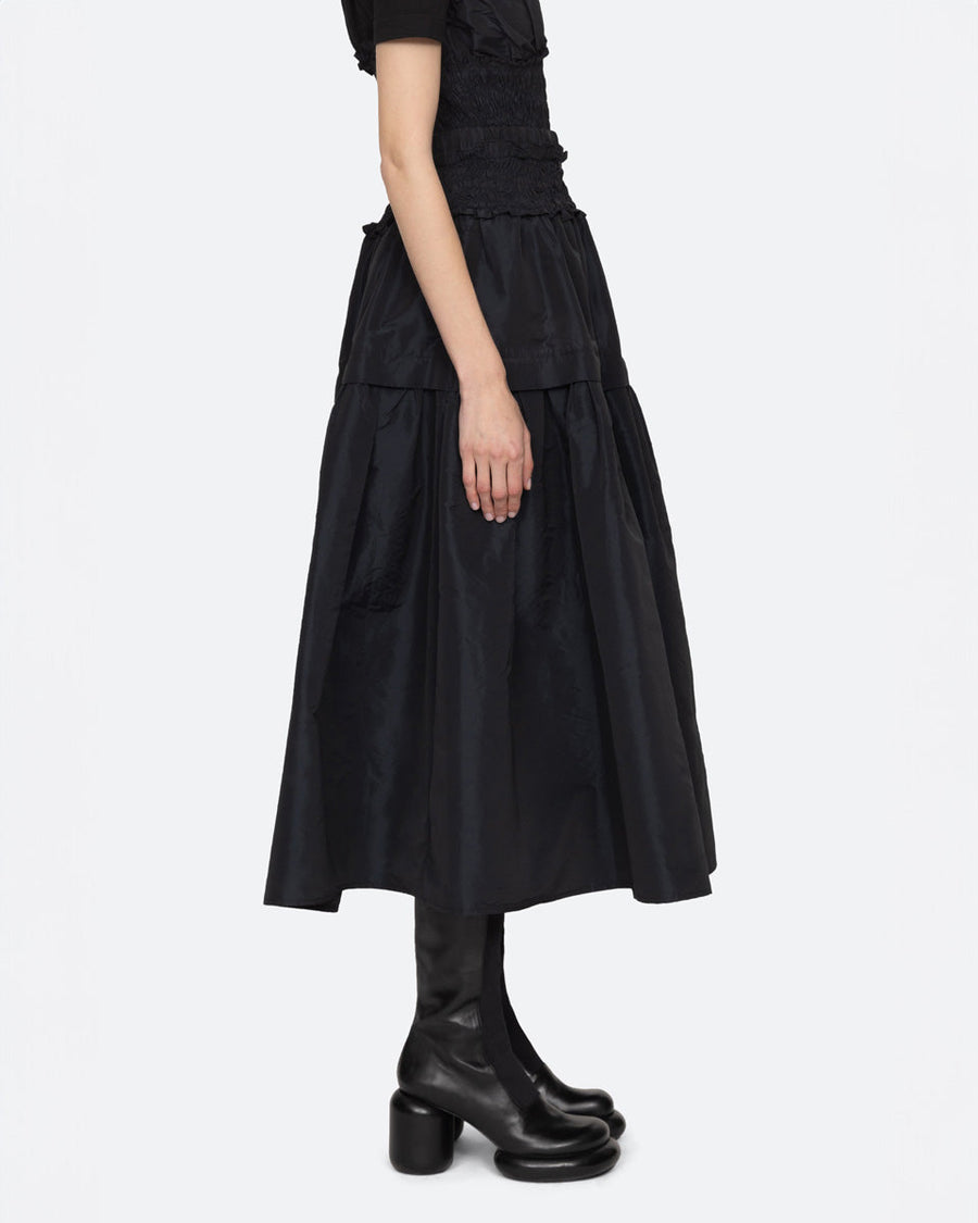 sea ny Diana Taffeta Smocked Midi Skirt black on figure side